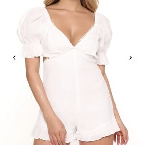 Fashion Nova Playsuit Puff Sleeve Romper Cutout Zipper Back White M
